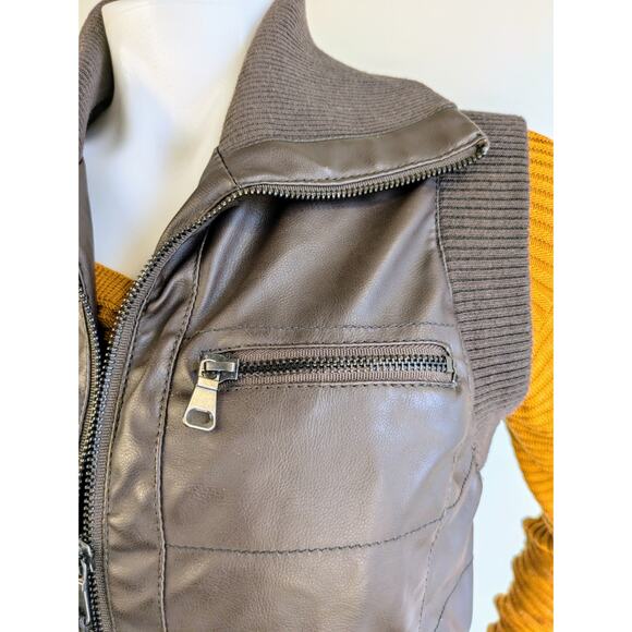NEW Ci Sono by Cavalini Brown Vegan Faux Leather Cropped Vest Collar Size Small - Picture 6 of 12